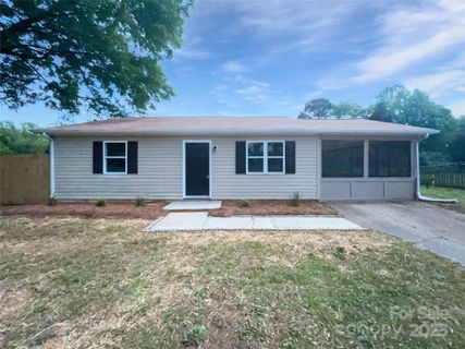 109 Downing Street sold home in Inglewood, Troutman, NC