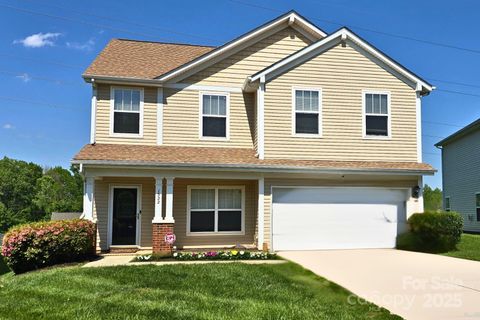 1522 Ladora Drive sold home in Dilworth Chase, Charlotte, NC