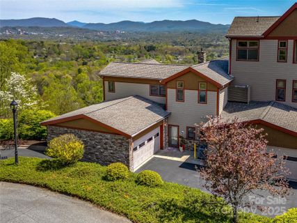 Previously sold for $930,000