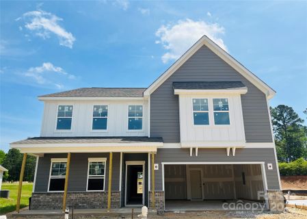 1004 Rocking Horse Road