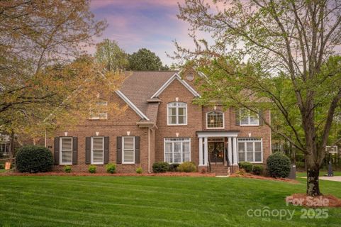 4027 Wallbrook Drive
