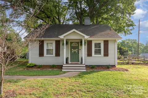 506 Englewood Street sold home in Rockwood, Concord, NC