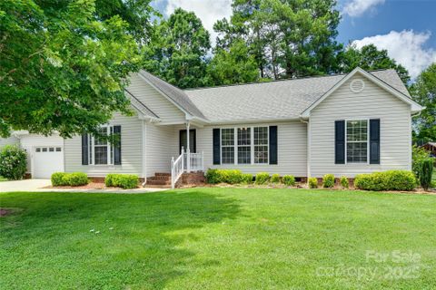 605 Summey Farm Drive sold home in Summey Knoll, Dallas, NC