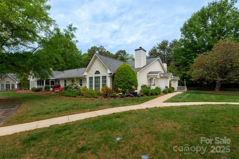 21136 Cold Spring Lane sold home in Lake Crest, Cornelius, NC