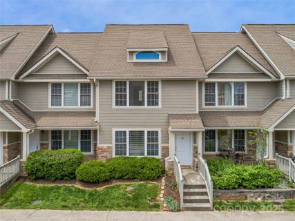 30 Rotunda Circle sold home in Mount Carmel Village, Asheville, NC