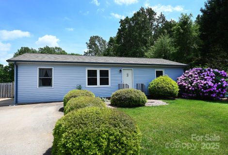 2263 Starbrooke Drive sold home in Betts Brooke, Newton, NC