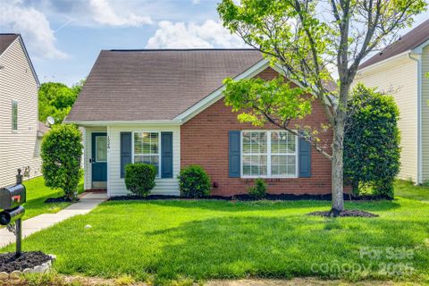 1526 Tuckers Glenn Drive sold home in Amber Ridge, Rock Hill, SC