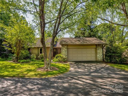 3 Governors Drive sold home in Beaverdam Run, Asheville, NC