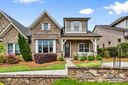 9319 Highclere Court sold home in Matthews, SC
