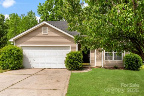1457 Mandy Place Court sold home in Sunset Village, Charlotte, NC