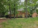10333 Foxhall Drive sold home in Charlotte, SC