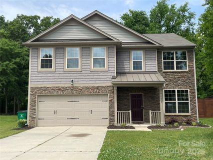 5619 Fenway Drive sold home in Steele Creek, Charlotte, NC