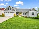 438 Blacksmith Run Drive sold home in Hendersonville, SC
