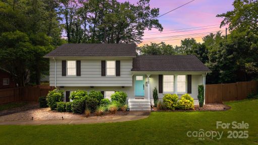 2100 Shadyview Drive