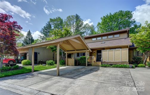 103 Red Oak Drive