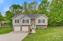 2835 24th Street Drive sold home in Hickory, SC