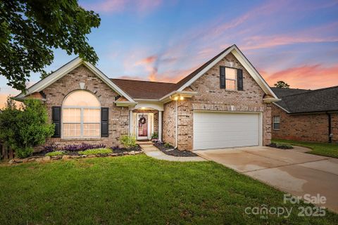 3327 Flagler Circle sold home in Bethel Glen, Midland, NC