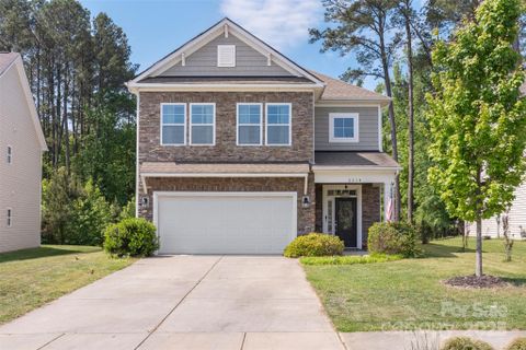 2214 Laurens Drive sold home in Pelhem Pointe, Concord, NC