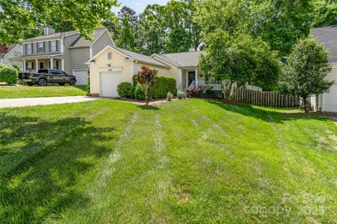 11224 Amber Glen Drive sold home in Amber Ridge, Charlotte, NC