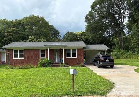Homes in Southern Heights, Shelby