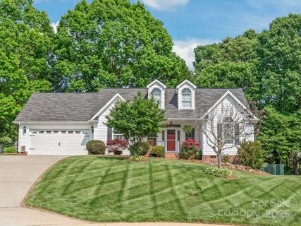 1542 Crowders Woods Drive sold home in Crowders Woods, Gastonia, NC