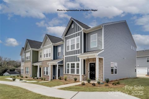 479 Shasta Street active home in Sierra Ridge, Gastonia, NC