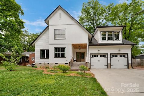 1816 Lisbon Lane