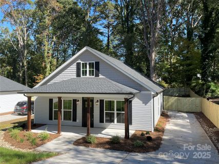 404 N Peterson Street sold home in Craig Heights, Stanley, NC