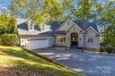 2817 Lakefront Drive sold home in Belmont, SC