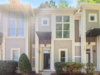 1043 Park West Drive sold home in Park West, Charlotte, NC