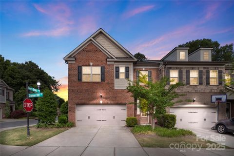 5422 Shannon Bell Lane sold home in Central Park, Charlotte, NC