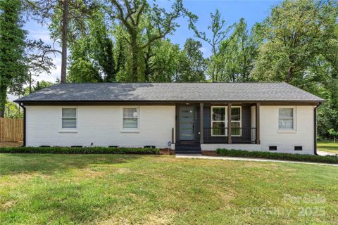 1820 Shannonhouse Drive
