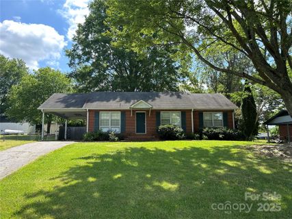 235 Cherokee Lane sold home in Pine Valley, Salisbury, NC