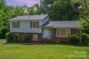 7106 Marlbrook Drive sold home in Charlotte, SC