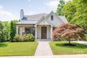 2304 Commonwealth Avenue sold home in Charlotte, SC