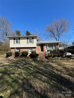 6714 Crab Orchard Court sold home in Slatewood, Charlotte, NC