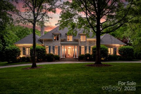 8305 Bar Harbor Lane sold home in Quail Hollow, Charlotte, NC