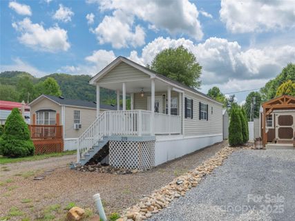219 Pike Point