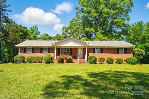 6215 Simpson Road sold home in Claiborne Woods, Charlotte, NC
