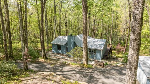 204 Narrows Road sold home in Holly Forest, Sapphire, NC
