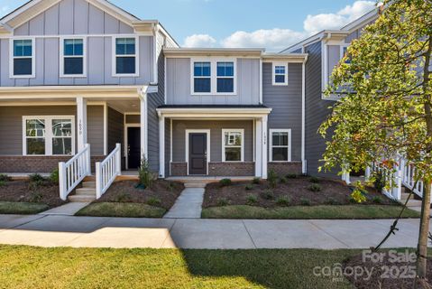 109 Ciara Place active home in Crossrail, Mooresville, NC