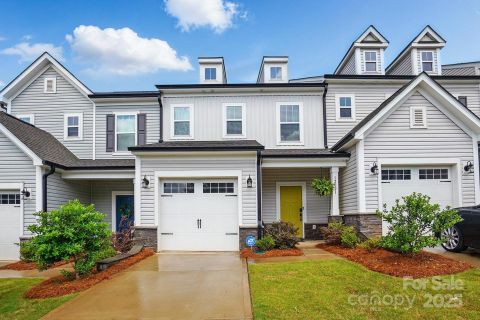 12021 Basking Drive sold home in The Landings At Catawba River, Charlotte, NC