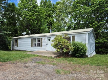 73 Green Acres Drive sold home in Green Acres Estates, Leicester, NC