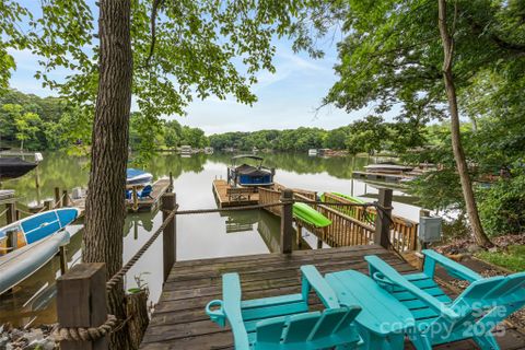 10452 Quiet Bay Court sold home in Windward Cove, Charlotte, NC