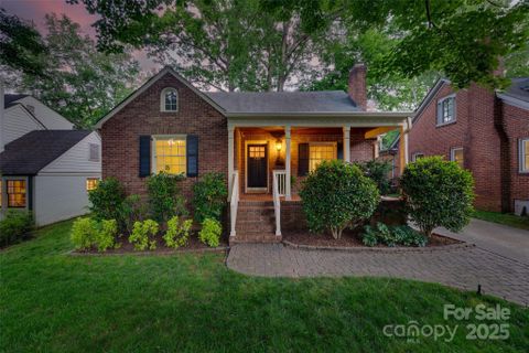2124 Chambwood Drive
