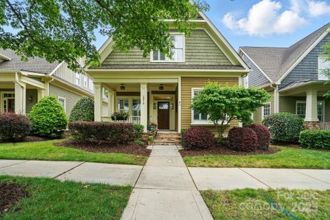 15714 Laurel Oak Crescent sold home in The Woodlands At Davidson, Davidson, NC