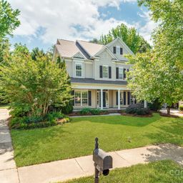 533 Montgrove Place