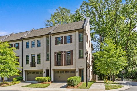2906 Hillside Springs Drive