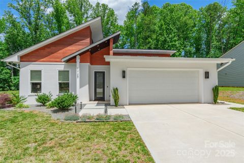 7728 Shalom Drive sold home in Havana Park, Charlotte, NC