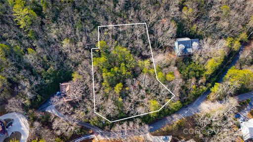 99999 Hilltop Road sold home in Spring Hill, Black Mountain, NC